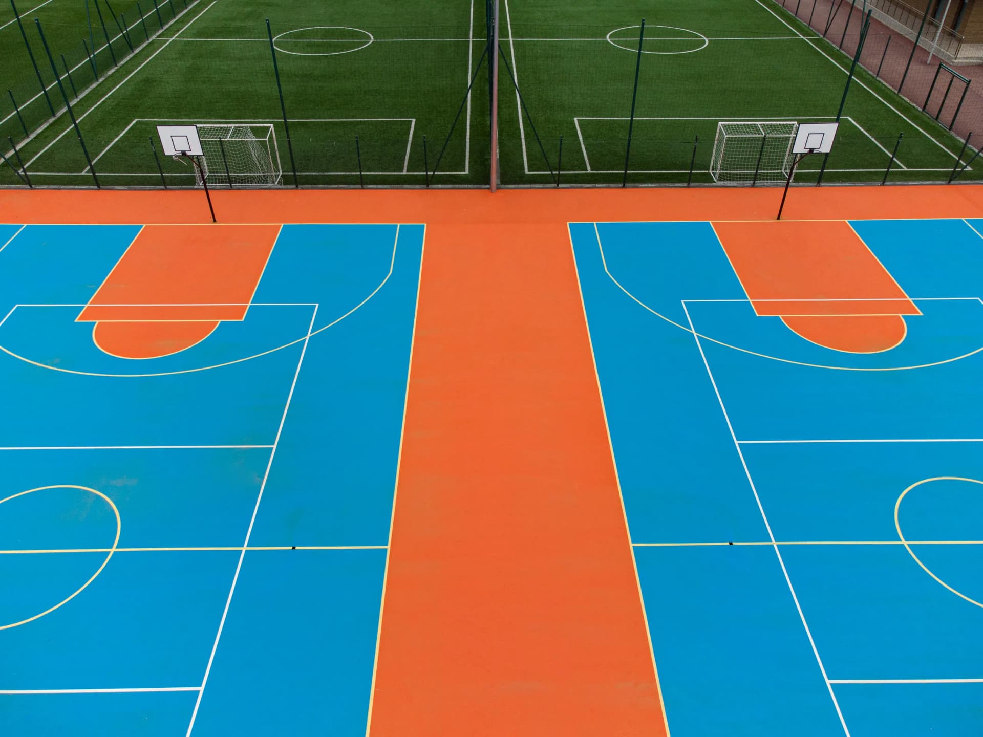 Commercial, HOA & School Courts